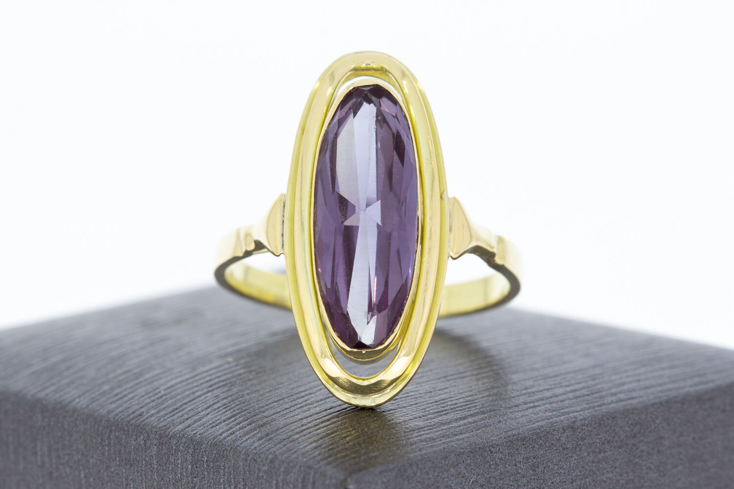 Vintage 585 Gold Ring mit Amethyst - Ringgr&ouml;&szlig;e 62, 5,5 g
