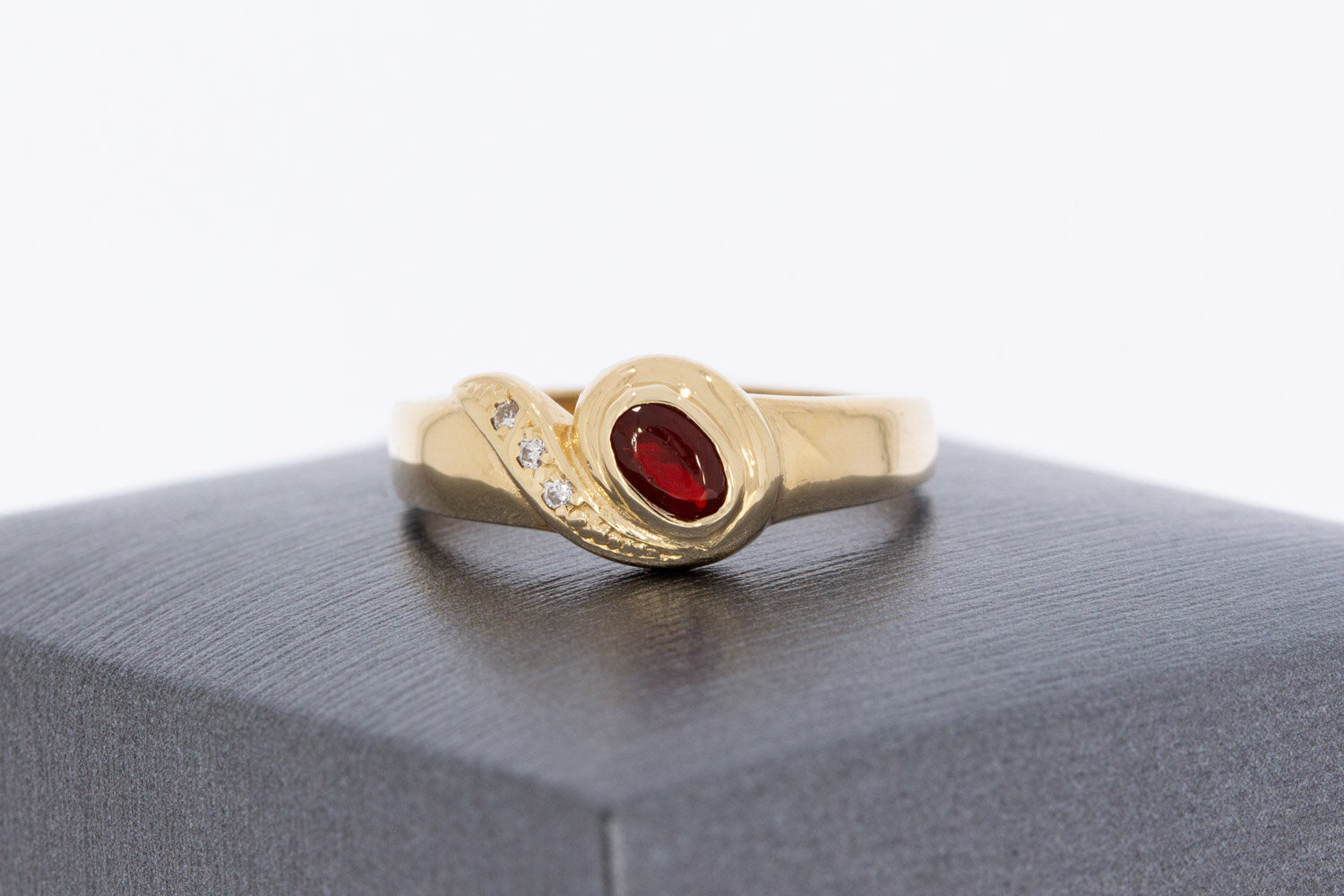 585 Gold Ring Damen - Ringgr&ouml;&szlig;e 56, 2,9 g