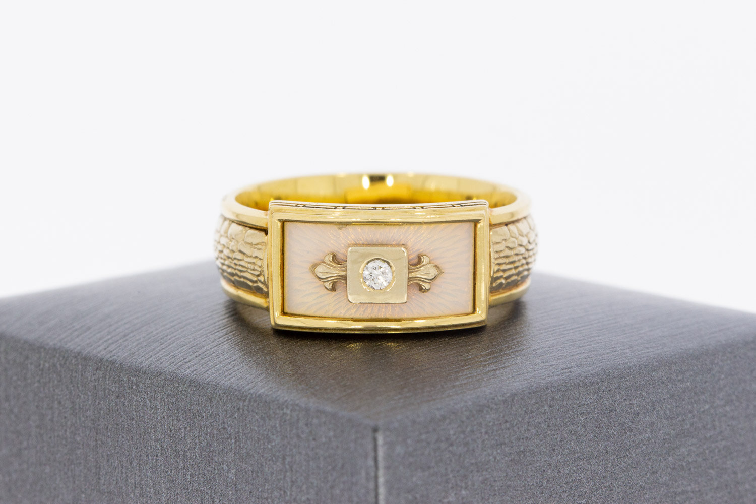 585 Gold Statement-Ring Herren mit Diamant - Ringgr&ouml;&szlig;e 64