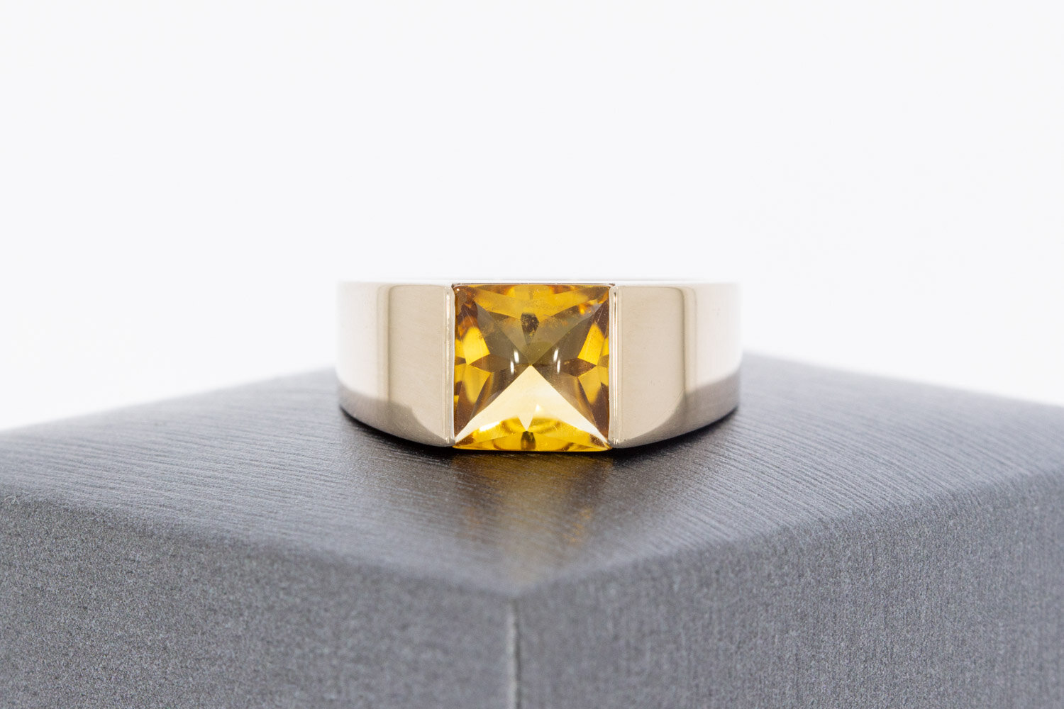 18 Karat Gold Ring - Ringgr&ouml;&szlig;e 53