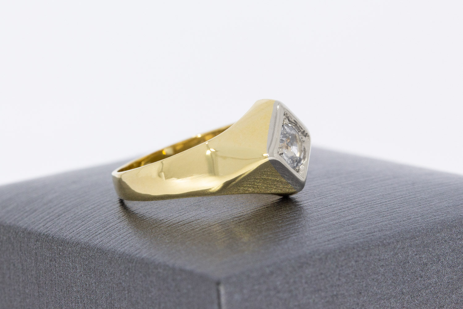 585 Gold Ring mit Saphir - Ringgr&ouml;&szlig;e 51