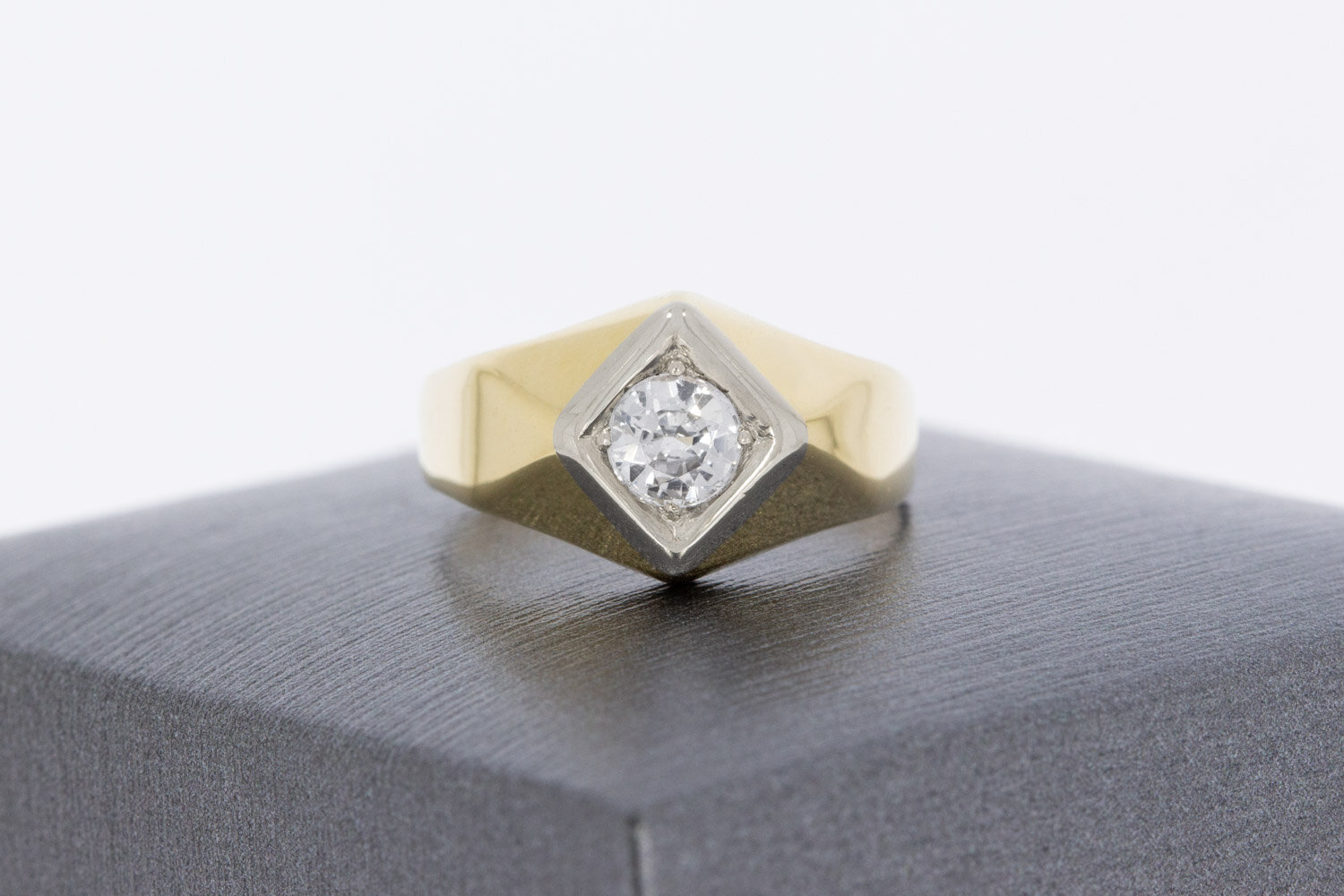 585 Gold Ring mit Saphir - Ringgr&ouml;&szlig;e 51