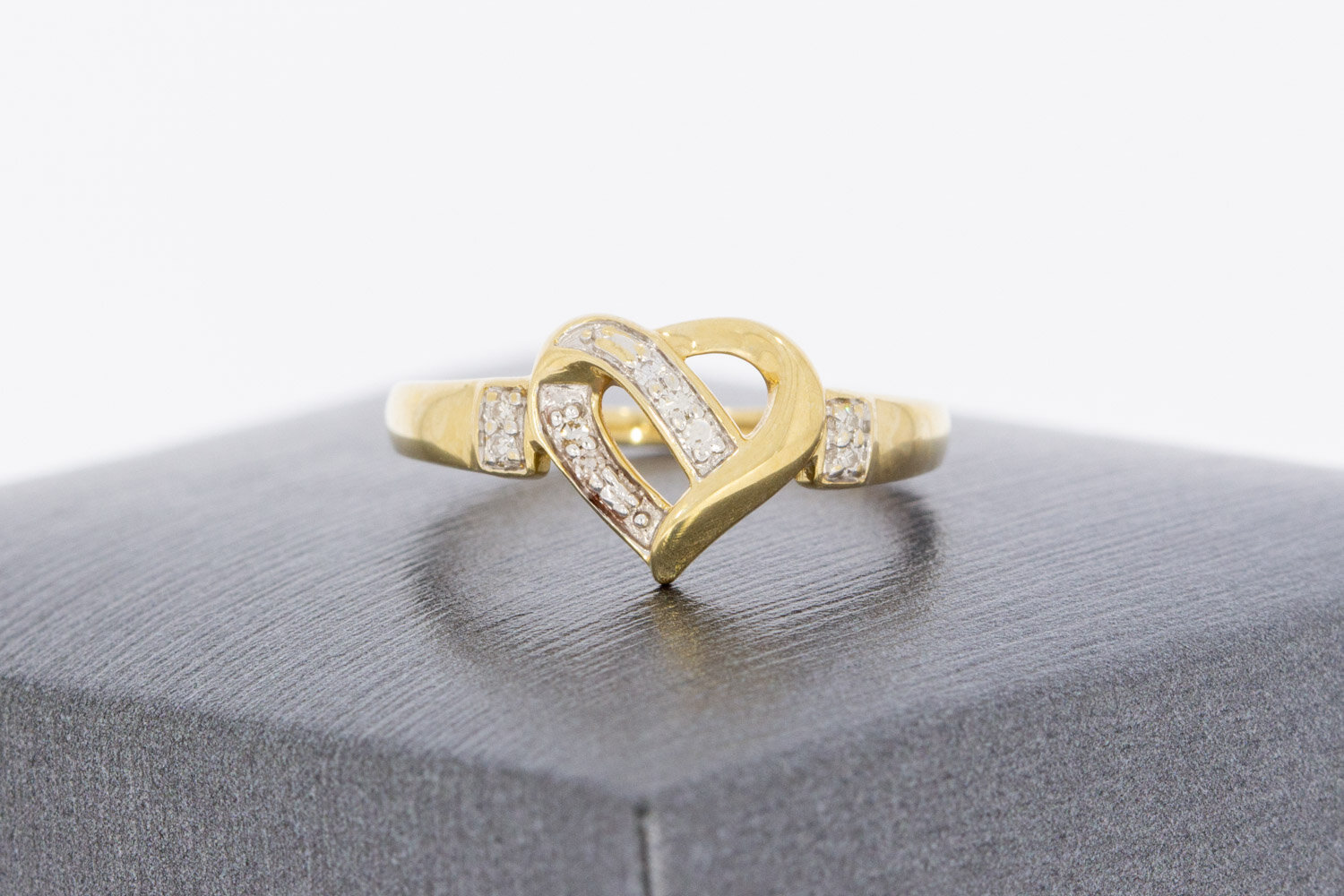 585 Gold Herzring Damen mit Diamant - Ringgr&ouml;&szlig;e 50