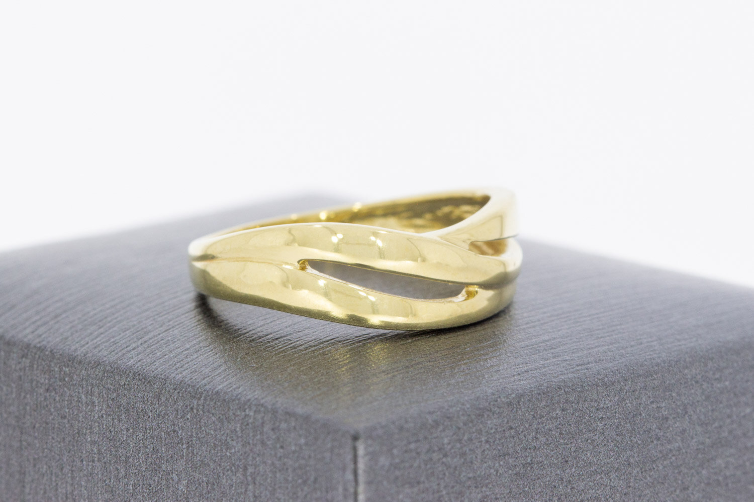 585 Gold Ring Damen - Ringgr&ouml;&szlig;e 56, 3,2 g