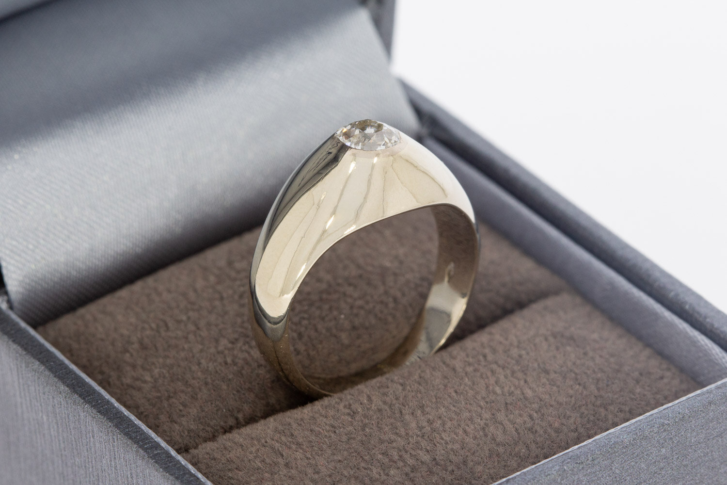 18 Karat Gold Solit&auml;rring Herren mit Diamant - Ringgr&ouml;&szlig;e 17