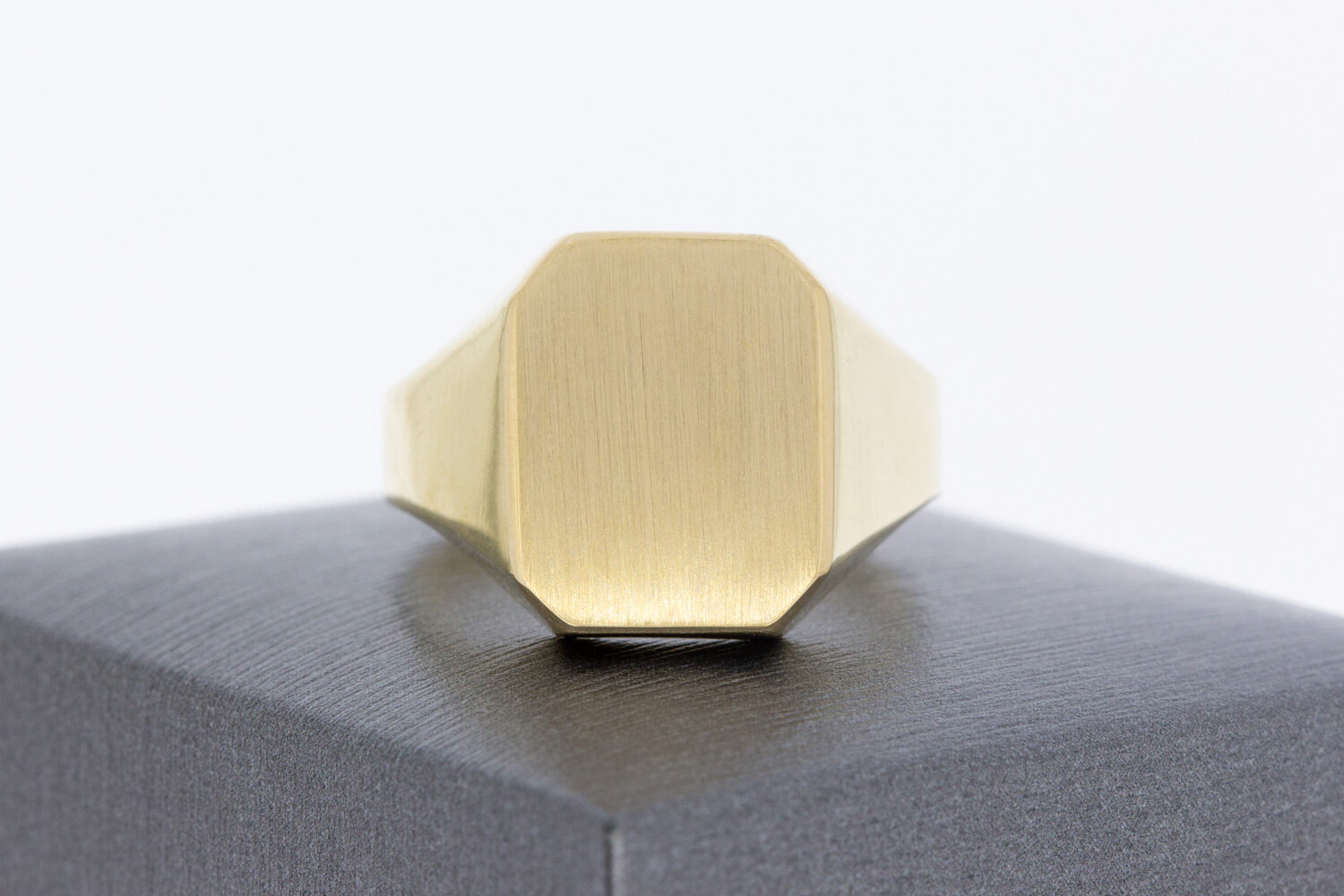 585 Gold Siegelring Herren - Ringgr&ouml;&szlig;e 21,5