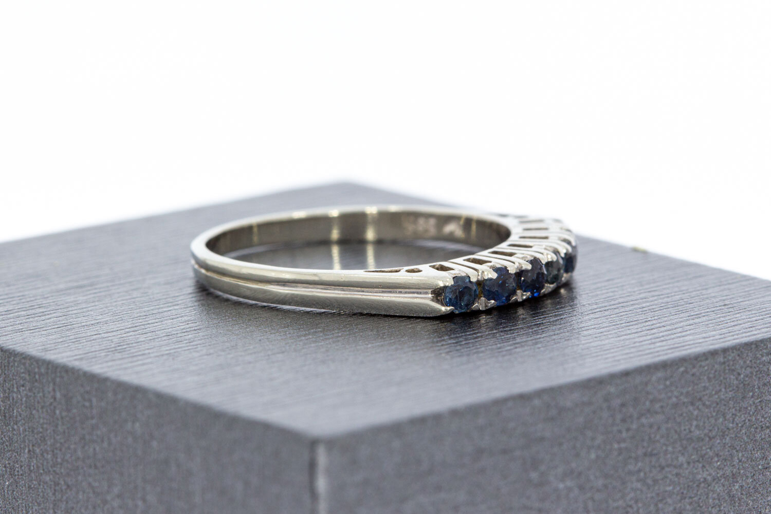 585 Wei&szlig;gold Memoire-Ring Damen mit Saphir - Ringgr&ouml;&szlig;e 58