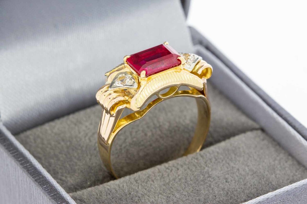 18 Karat Gold Statement-Ring mit Rubin - Ringgr&ouml;&szlig;e 58
