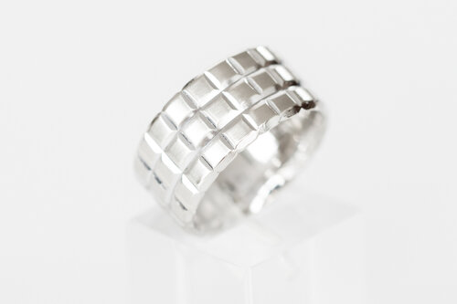 Breiter Goldring 585 Wei&szlig;gold - Ringgr&ouml;&szlig;e 56 (17,7 mm)