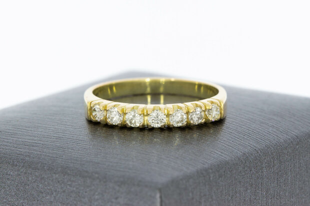 14 Karat Goldring mit Diamant - 17,3 mm