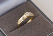 Bicolor 750 Gold Ring mit Diamant - 15.6