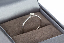 375 Wei&szlig;gold Solit&auml;rring &ndash; 15,1 mm