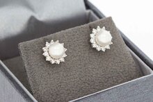 14 Karat Wei&szlig;gold Perlen Ohrstecker mit Diamant