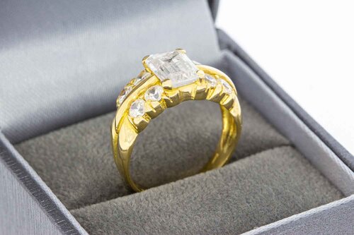 14 Karat Ring mit Zirkonia - 17,8 mm