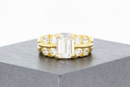 14 Karat Ring mit Zirkonia - 17,8 mm