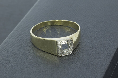 14 Karat Goldring mit Buchstabe 