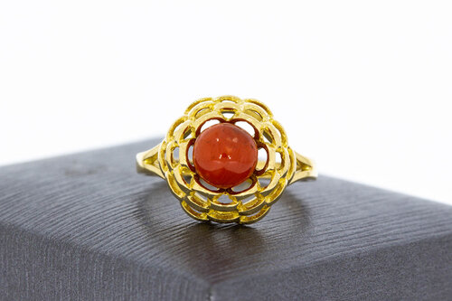 18 Karat Vintage Ring mit roter Koralle - 16,8 mm