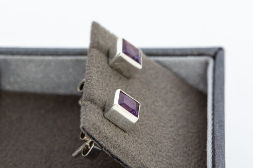 Silber Ohrstecker mit Amethyst - 0,6 cm