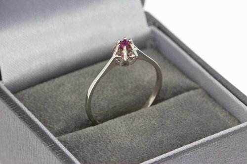 14 Karat Rubin Weißgold Ring - 17,2 mm