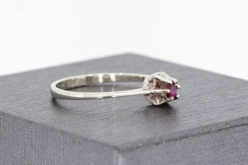 14 Karat Rubin Weißgold Ring - 17,2 mm