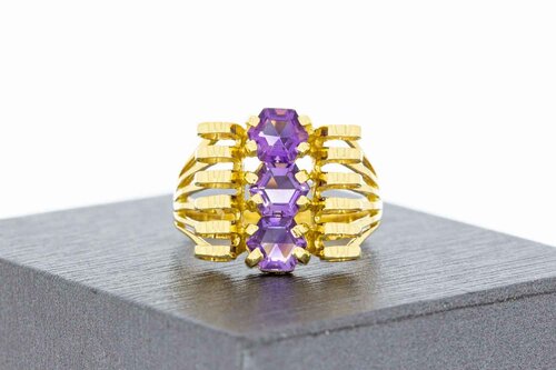 Amethyst 18 Karat Gold Ring - 18,2 mm