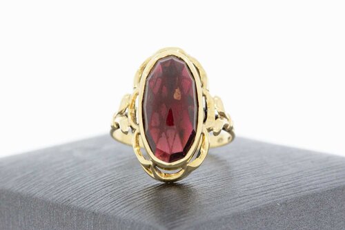 14 Karat Goldene Granat Ring - 16,7