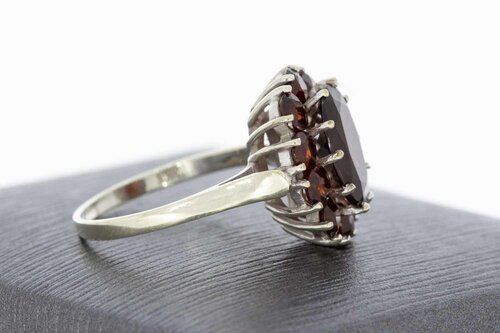 8 Karat Gold Marquis Granatring - 15.8 mm