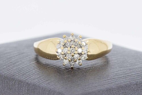 585  Rosettenring mit Diamant - 17,6 mm