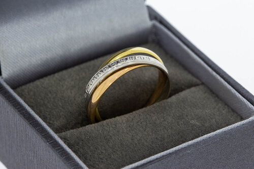 18 Karat tricolor Crossover Goldring - 16,9