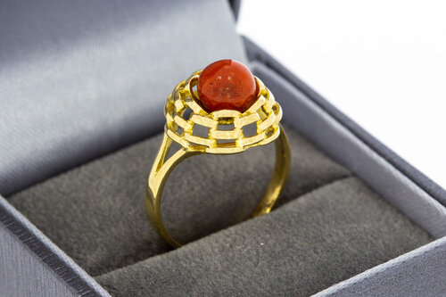 18 Karat Vintage Ring mit roter Koralle - 16,8 mm