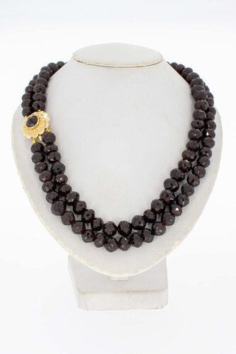 Granaten Damenkette mit  585 Goldverschluß - 36,5