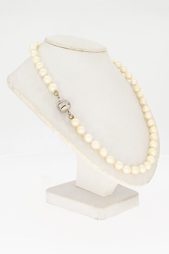 14 karaat Parelketting met diamant - 73 cm