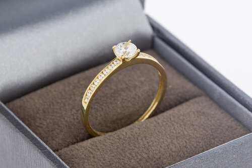 9 Karat Gold Solitärring Damen mit Zirkonia - Ringgröße 56