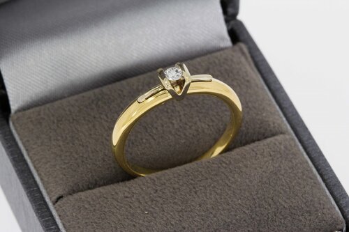 585 Gold Solitärring Damen mit Diamant - Ringgröße 56, 3,7 g