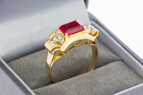 18 Karat Gold Statement-Ring mit Rubin - Ringgröße 58