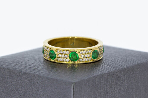 18 Karat Gold Pavé-Ring mit Smaragd - Ringgröße 55